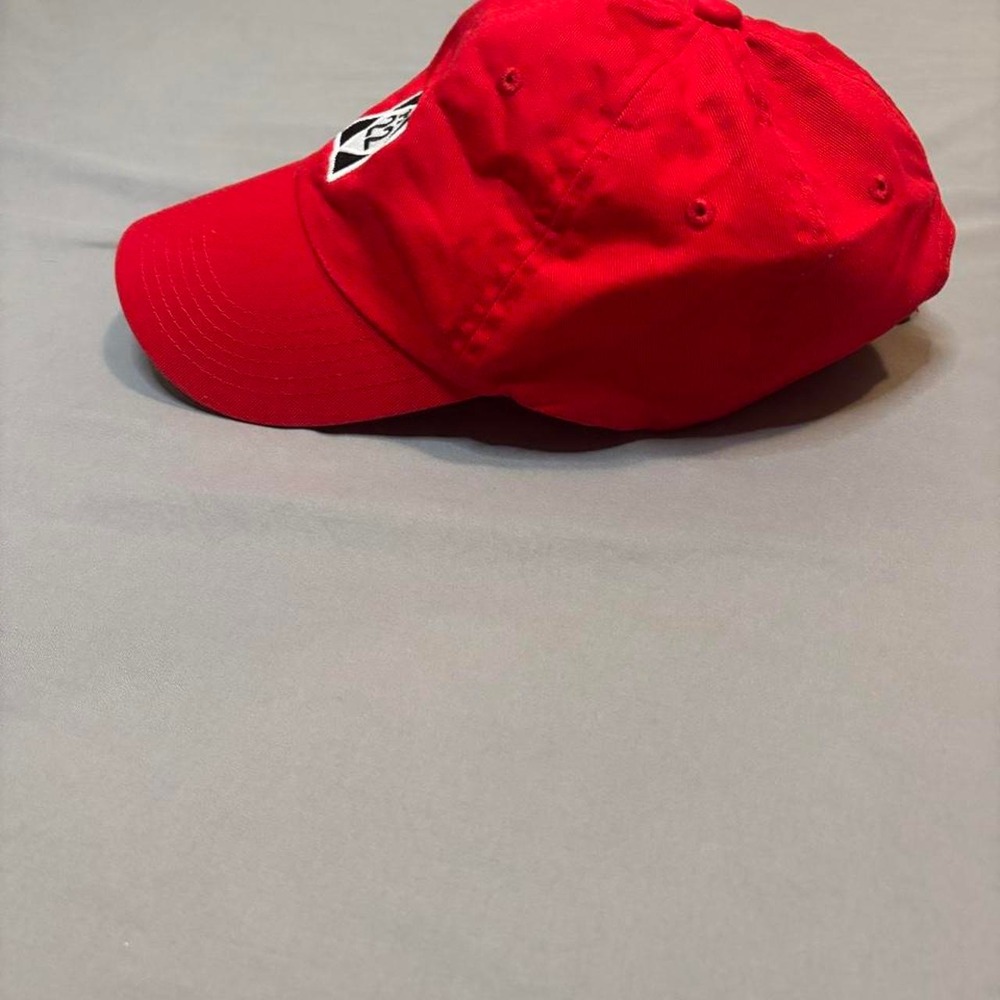 Red M22 hat - Picture 2 of 5